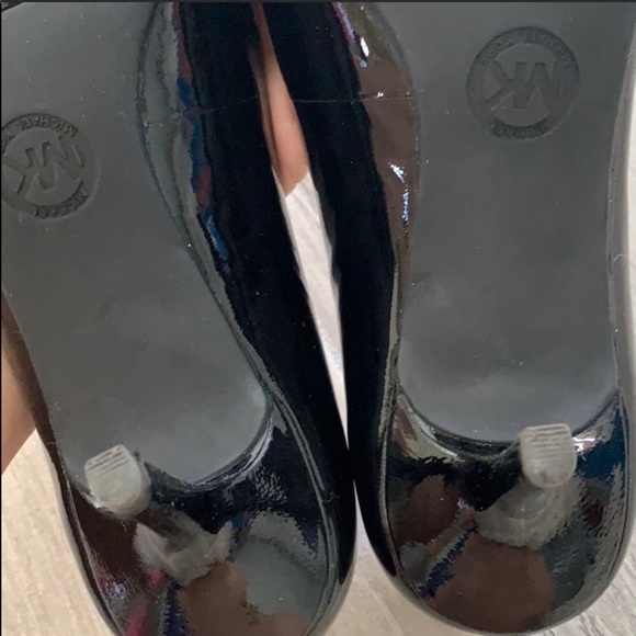 MICHAEL KORS HEELS - Picture 5 of 9
